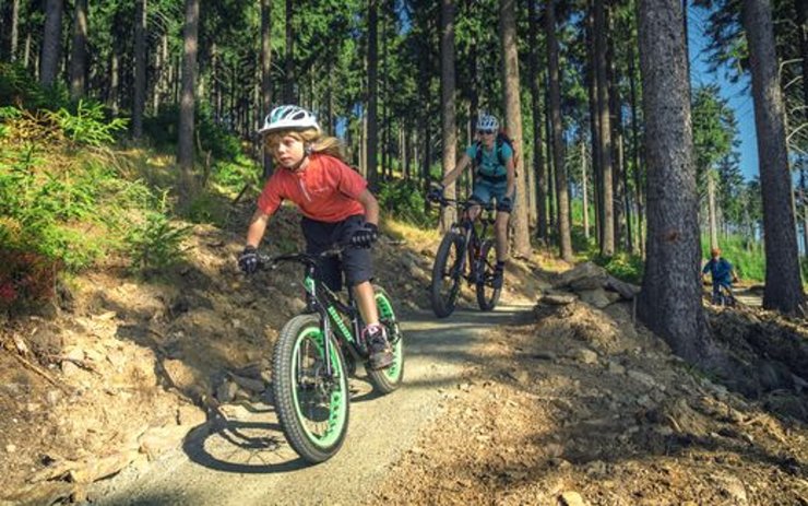 Líbily by se vám terénní stezky pro cyklisty po Ústeckém kraji? Vzniká na ně studie