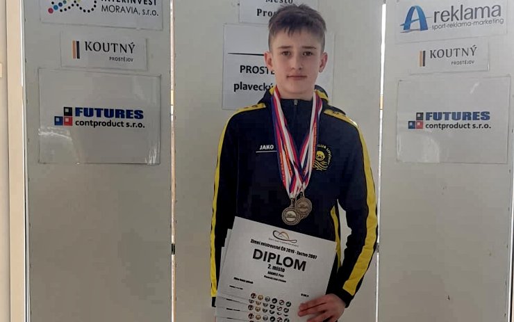 Talentovaný litvínovský plavec Petr Adamec posbíral na mistrovství několik medailí