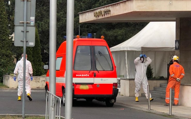 S nemocí covid-19 zemřel pacient z Mostecka. V kraji nepřibyl žádný nový případ