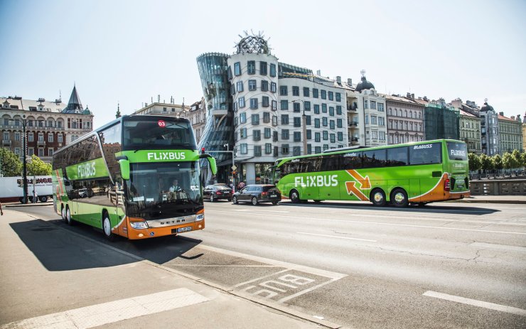 AKTUÁLNĚ: FlixBus obnovil spojení Mostu s Prahou, zavádí zvláštní bezpečnostní opatření