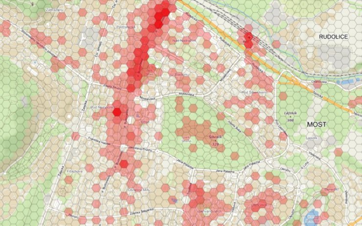 Unikátní mapy: Kde se lidé v Mostě necítí bezpečně, kde se jim líbí a kde je to zanedbané?
