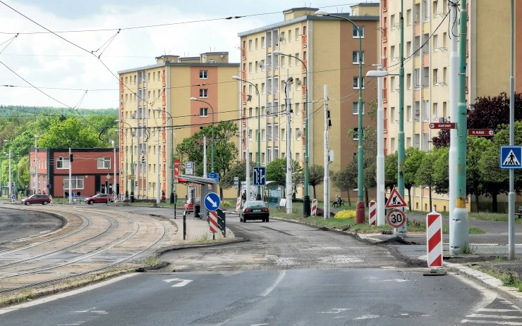 V Mostě začaly opravy dalšího úseku hlavní městské třídy