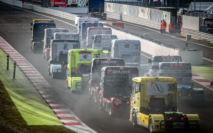 Závody v ohrožení: Autodrom zastavuje prodej vstupenek na stěžejní závodní víkendy