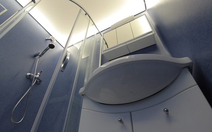 Aquavinyl, revoluční řešení pro rekonstrukci koupelny, na výstavě Dům 2020 v Lounech