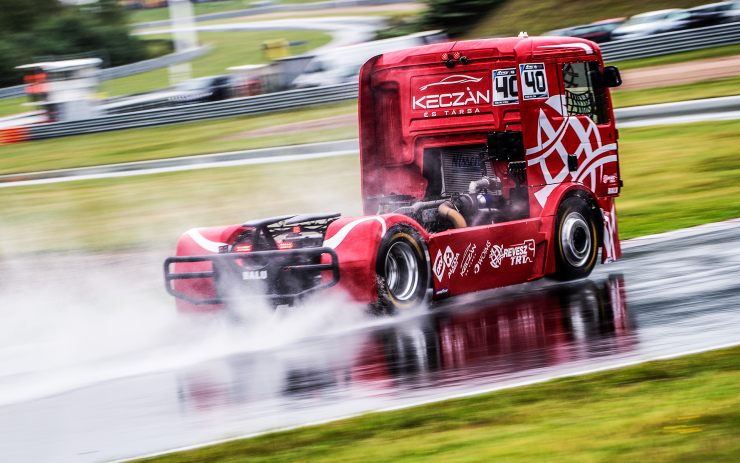 OBRAZEM: Nedělní program Czech Truck Prix poznamenal déšť, víkend se ale vydařil