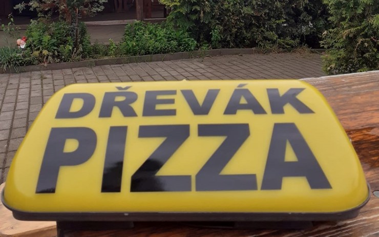 Jídelníček: V Hospůdce Dřevák si můžete opět objednávat pizzy, podívejte se jaké