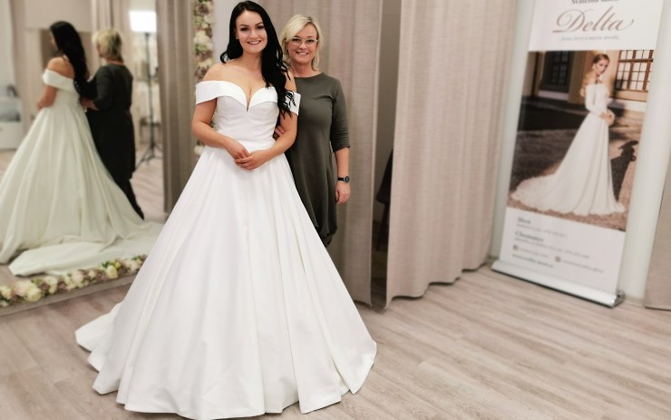 VIRTUÁLNÍ PROHLÍDKA: Svatební salon Delta nabízí to nejlepší ze světové módy. Navštivte jej neobvykle na dálku!