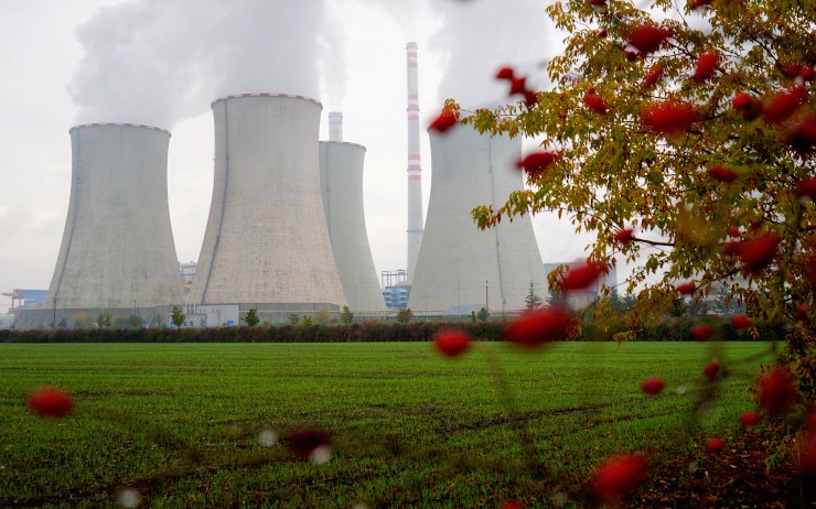 Elektrárna Počerady dostala emisní výjimku. Ekologizaci za miliardy spustí ještě letos na jaře