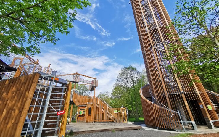 VIDEO: Otevírá se Funpark na Šibeníku, jedinečné bludiště ve výšce a rozhledna