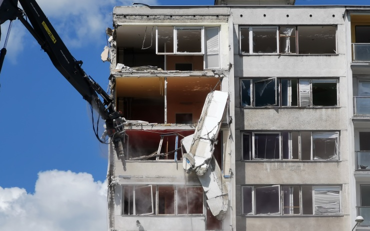 Litvínov chce za desítky milionů zbourat další dva paneláky. Ale jen když na demolici přispěje stát