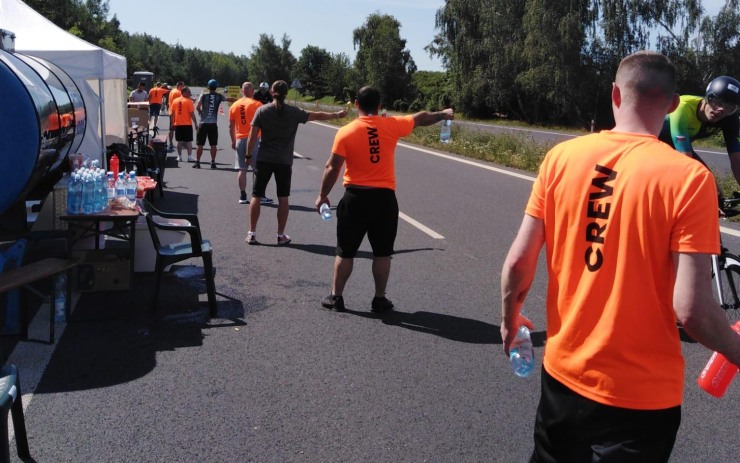 VÍTE, ŽE... Devět odsouzených z Bělušic pomáhalo při velkém triatlonu v okolí Mostu