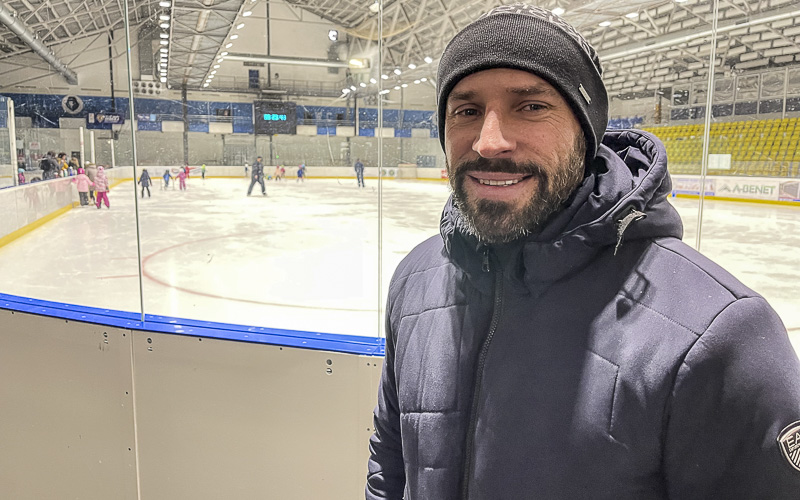 PODCAST: Chceme vychovat co nejvíc talentů a pomoci českému hokeji, říká o týmu Mostečtí lvi Lukáš Bednařík