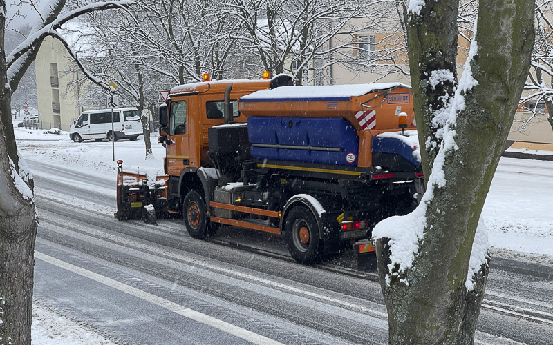 Jaro si vzalo dovolenou, bude mrznout i sněžit. A apríl to není