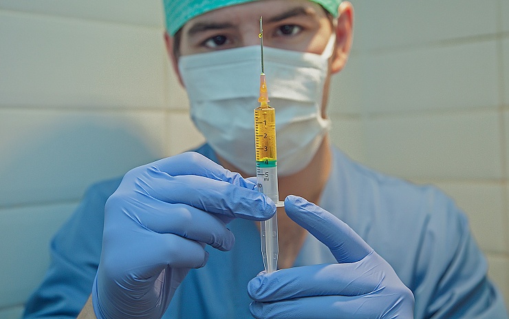Česko získalo vakcíny proti opičím neštovicím. Šest lidí skončilo s nákazou v nemocnicích