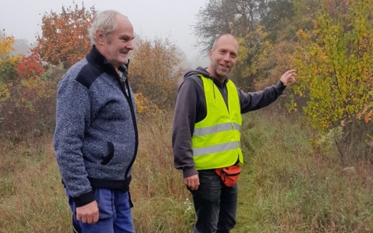 Stavba přemostění u Žiželic se rozbíhá. Odborníci v terénu spolupracují i s místními