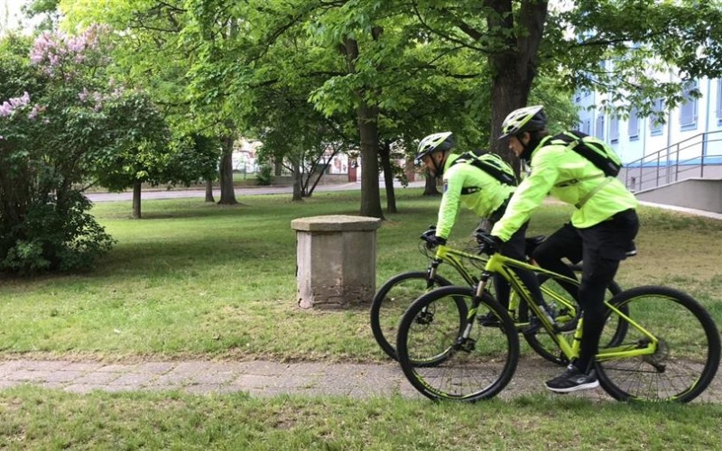 Do ulic i rekreačních zón se vracejí cyklohlídky městské policie