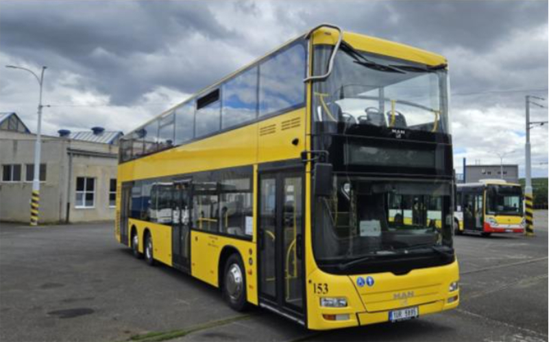 O víkendu se budeme moci svézt patrovým autobusem! Na jaké lince bude jezdit?