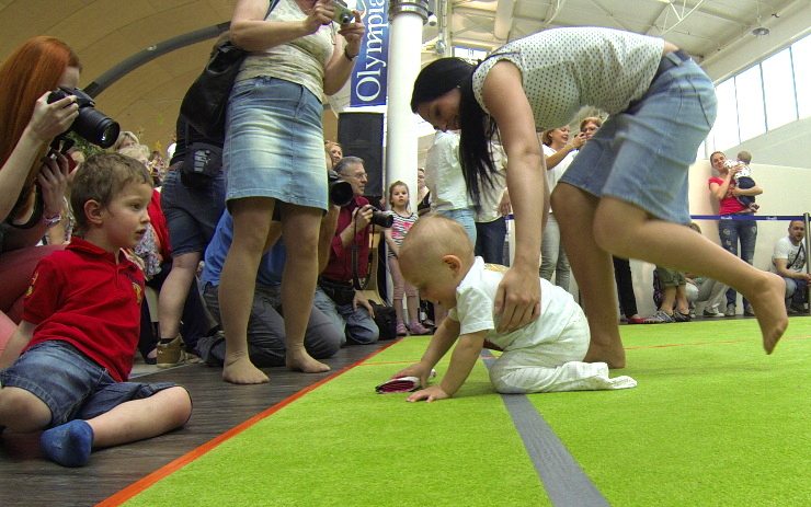 Pátý ročník závodu batolat v teplické Olympii. Foto: www.e-teplicko.cz