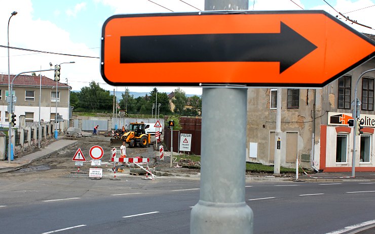 Uzavřená Hřbitovní ulice v Teplicích. Foto: Oldřich Hájek