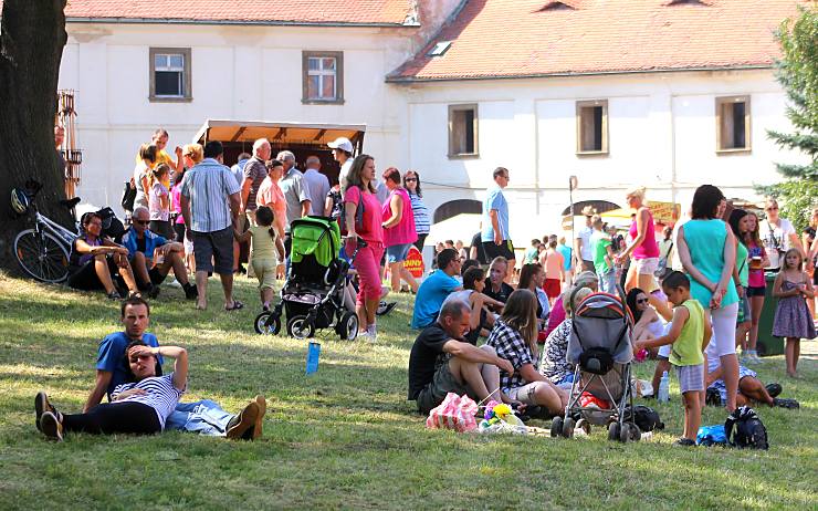 Osecká pouť v loňském roce. Už se těšíte na letošek? Foto: www.e-teplicko.cz 