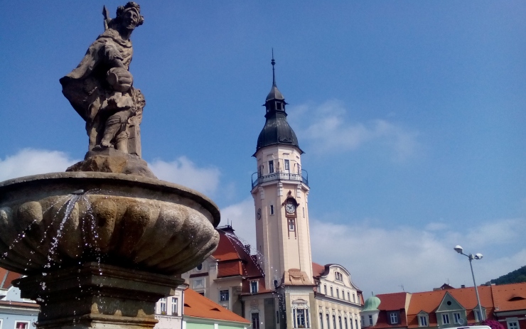 Kašna na Mírovém náměstí. Foto: MÚ Bílina