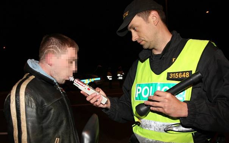 Ilustrační snímek policejní kontroly motoristů. Foto: Jan Vraný