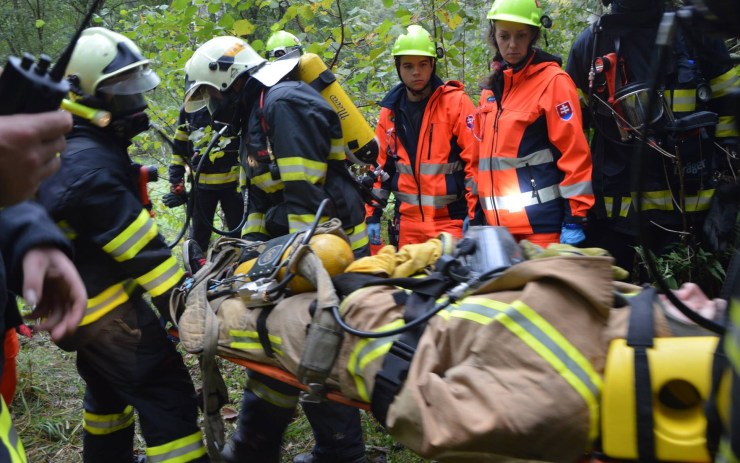 Cvičení se zúčastní též záchranáři a zdravotníci ze Slovenska. Foto: facebook/Rescue Patrol 