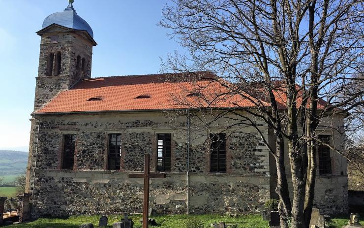Kostel Sv. Jakuba v Mrzlicích
