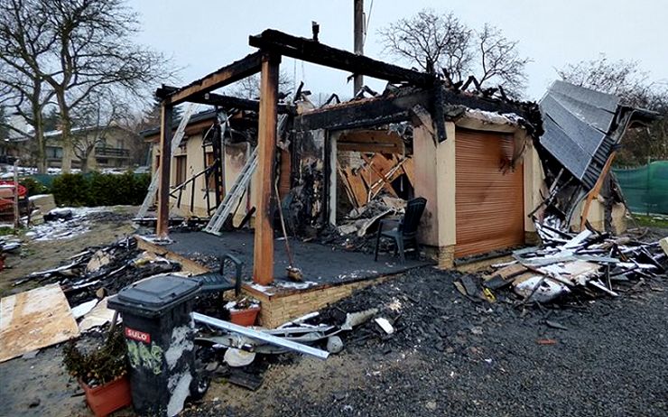 Krupka vyhlásila veřejnou sbírku pro mladou rodinu, které před vánoci shořel zcela nový dům