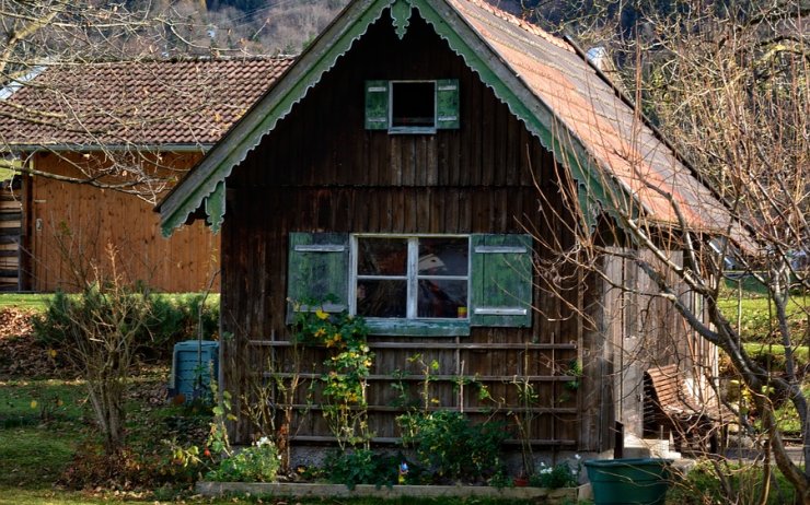 Zloděj v zahrádkářské kolonii. Nakradl si za víc než pět tisíc korun