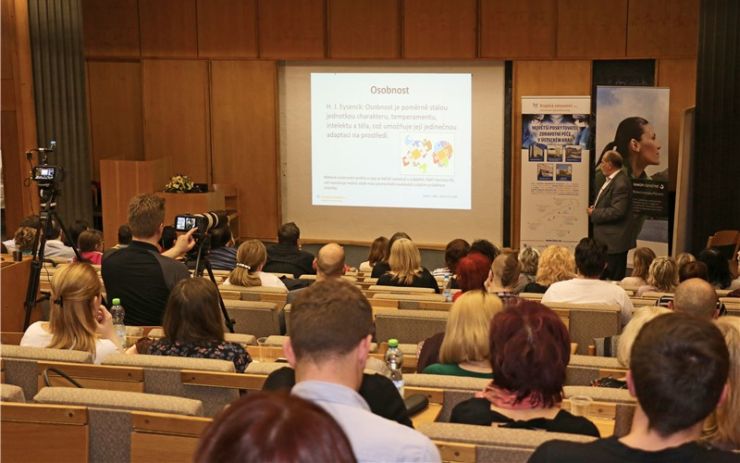 V přednáškových prostorách teplické nemocnice proběhla prestižní neurologická konference