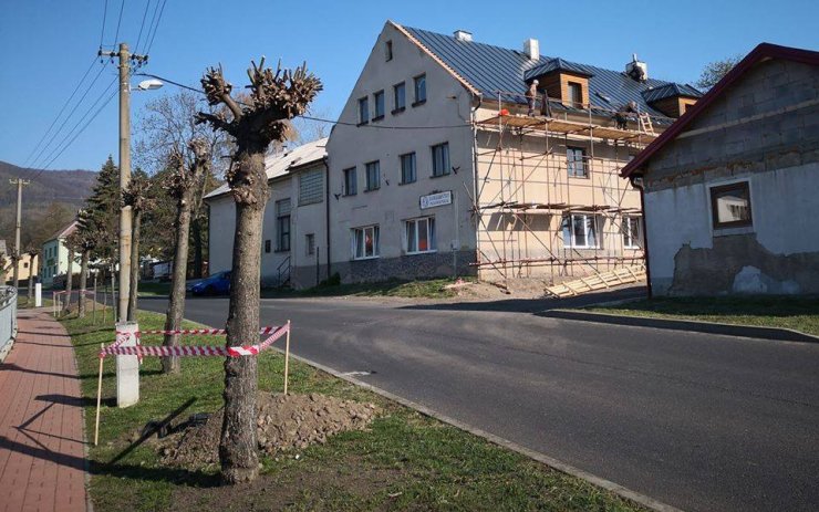 Rekonstrukce Sokolovny v Háji nabírá tempo a také jitří emoce