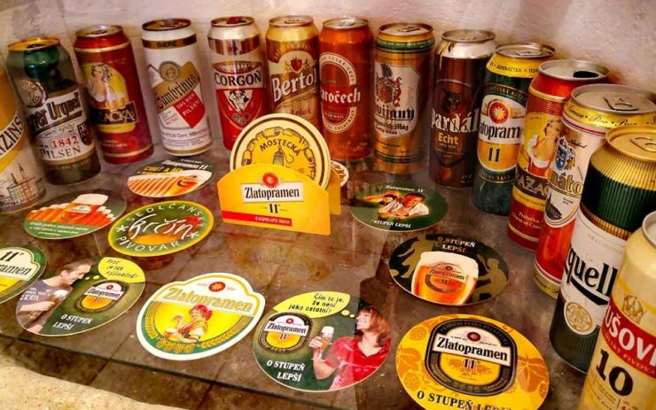 OBRAZEM: Za rozsáhlou pivní sbírku Miroslava Šafránka může údajně plynofikace