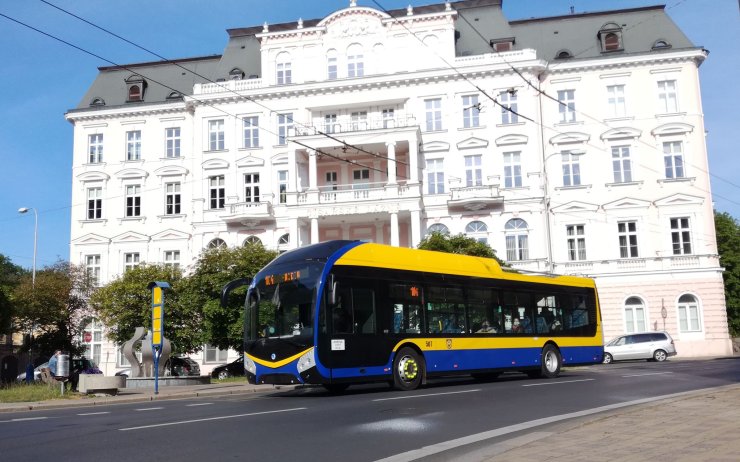 Zastávky Jankovcova a Plavecká hala budou na 3 měsíce zrušené