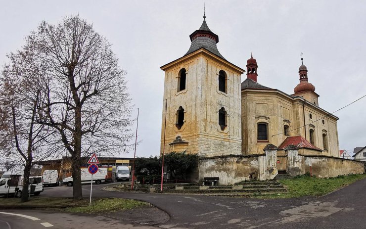 Hodiny v kostele v Křemýži znovu odbíjejí čas