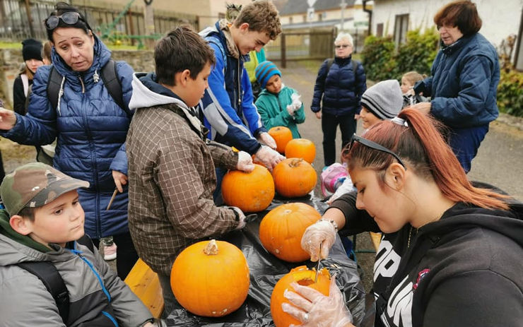 Na bžanském statku oslavili malí i velcí blížící se Halloween