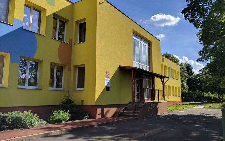 Krajská hygienická stanice od pondělí uzavřela mateřskou školu v Síbově ulici