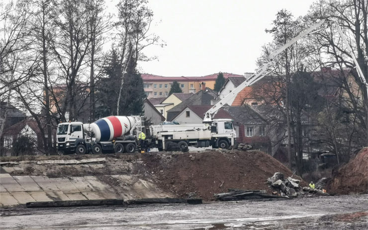 Obejít Proboštovský rybník budete moci v červnu