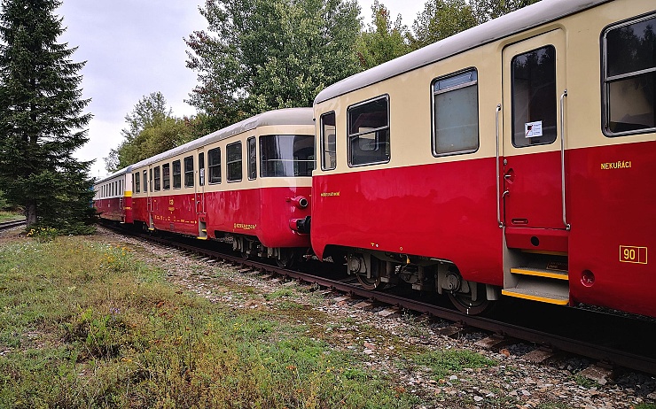 Jezdíte vlakem z Teplic do Lovosic? Pozor na pondělní výluku