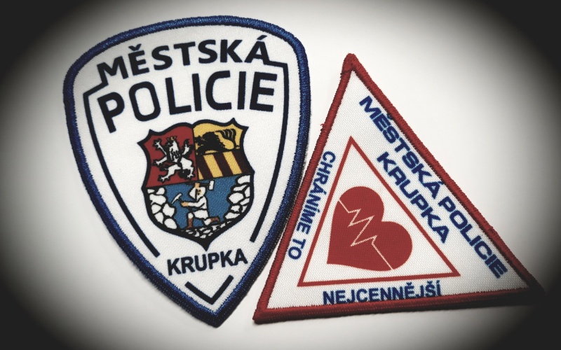 Městská policie v Krupce oslavila kulaté výročí. Již 30 let pomáhá ve městě ochraňovat životy a udržovat pořádek