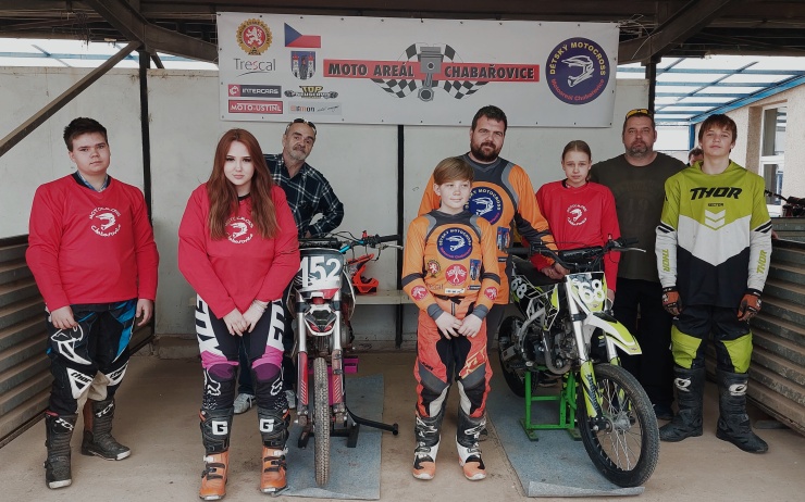 OBRAZEM: Mladí motorkáři z Chabařovic hájili barvy svého klubu ve Flat tracku na závodech s mezinárodní účastí