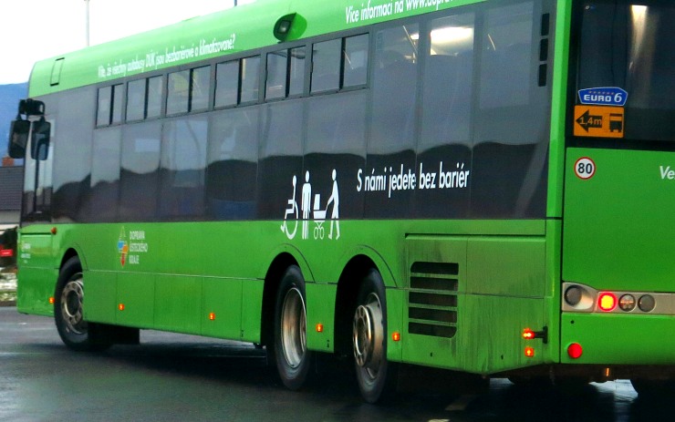 Děčín: Město buduje světelný přechod pro chodce na Kamenické ulici