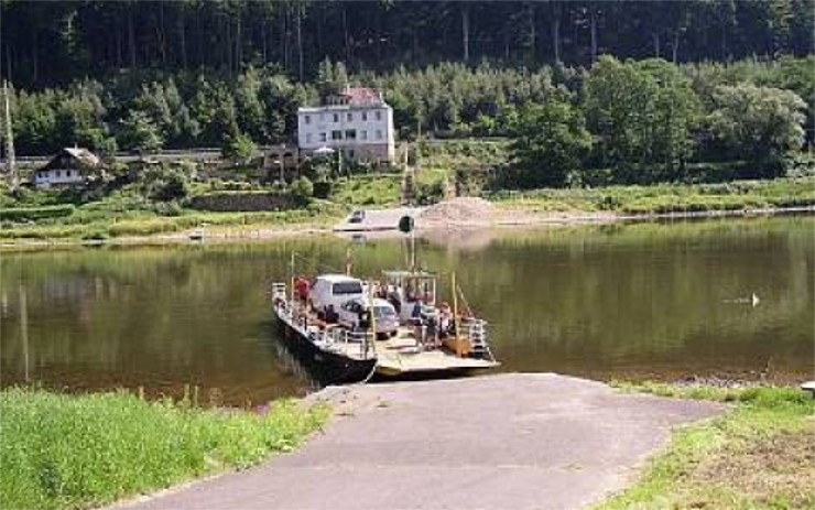 V Dolním Žlebu došlo k omezení vjezdu, důvodem je zajištění lepší průjezdnosti