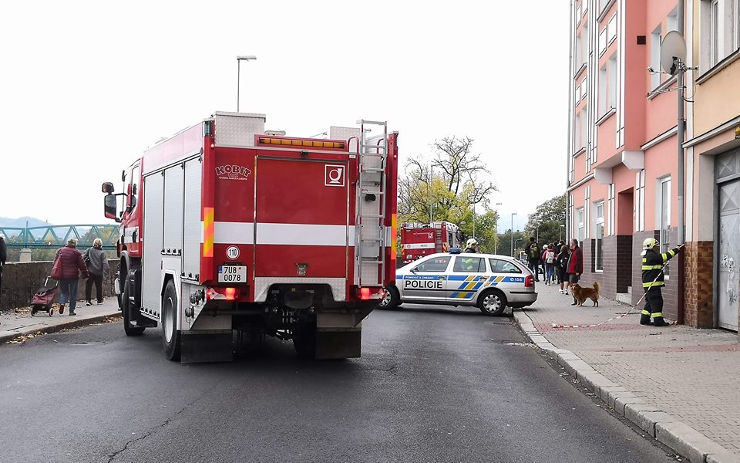 AKTUÁLNĚ: Sebevrah skočil ze skály, na místě zasahují všechny složky IZS