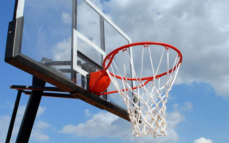 Nenechte si ujít basketbalový večer! Utkání proti Teplicím završí promítání Zlatého podrazu