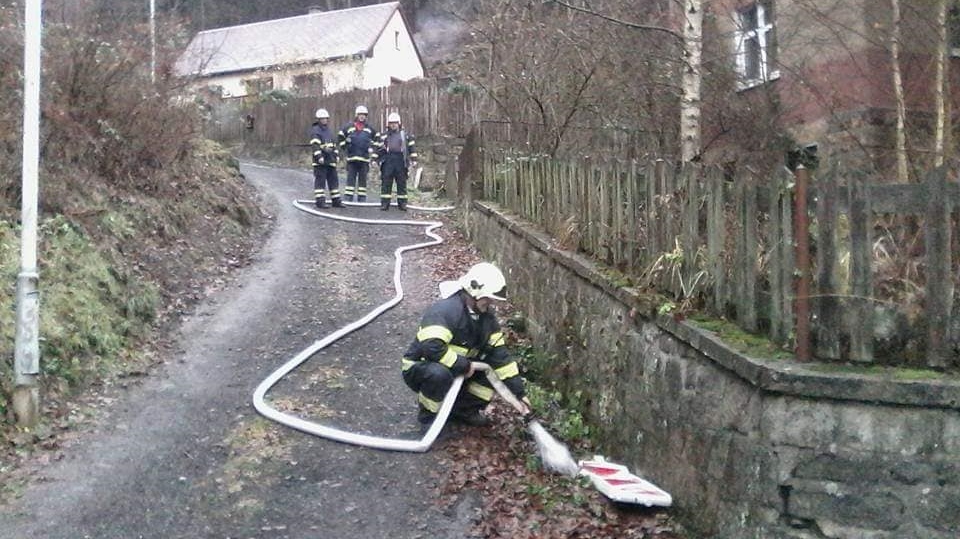 Hasiči dopoledne zasahovali u zatopeného sklepa