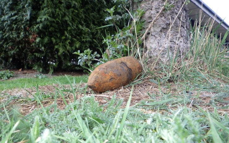 OBRAZEM: V Rumburku byla nalezena nevybuchlá protitanková střela. Dvě desítky lidí byly evakuovány