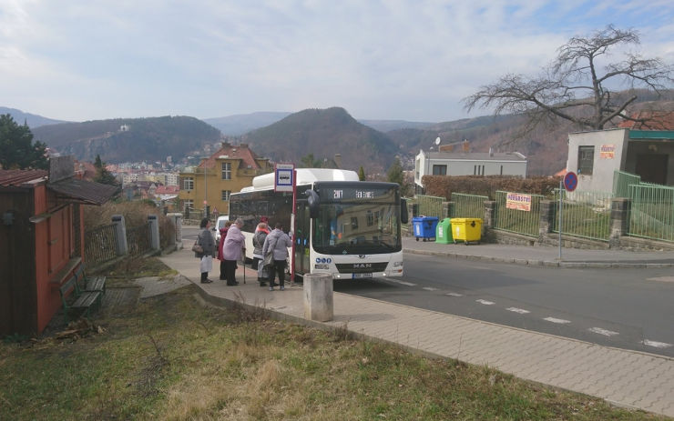 Linka číslo 207 nebude obsluhovat zastávku Pod Nemocnicí