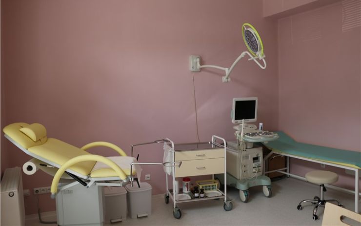 Krajská zdravotní dokončila revitalizaci „gynekologické vily“ v děčínské nemocnici