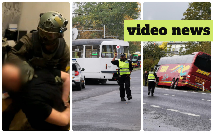 VIDEA TÝDNE: Takhle vlétla zásahovka na dealery, vykolejila tramvaj v Litvínově, havaroval autobus